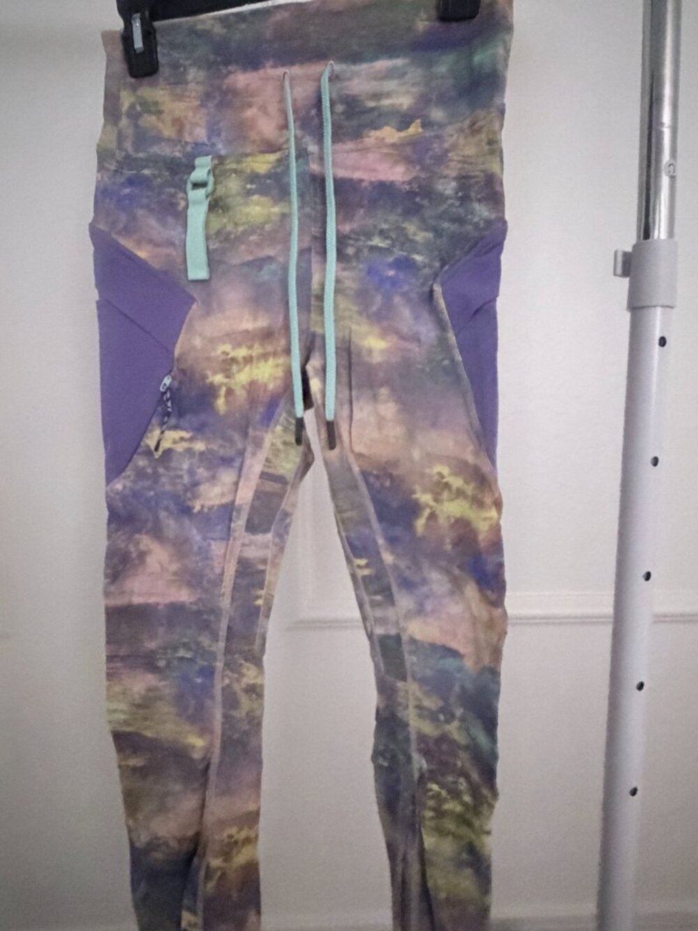 Lululemon Multicolor Print Joggers with Purple Panels - Fits M (6-8)